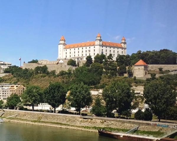 Na Slovensku vznikne regionálne centrum OSN pre ľudské sídla